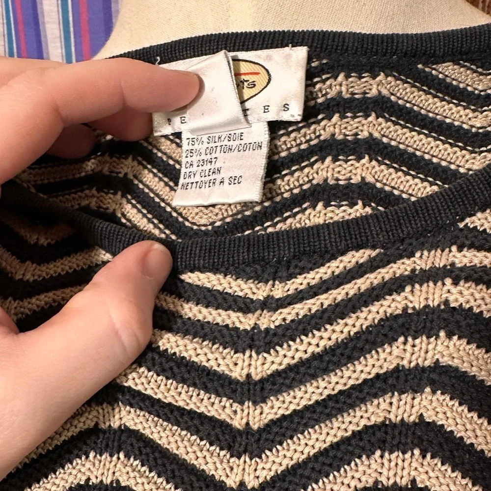 Talbots Chevron Patterned Top - Picture 5 of 5